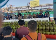 Polda Sulsel Gempur Mafia Subsidi Energi: Dari Dermaga Makassar, Negara Menegaskan Wibawanya